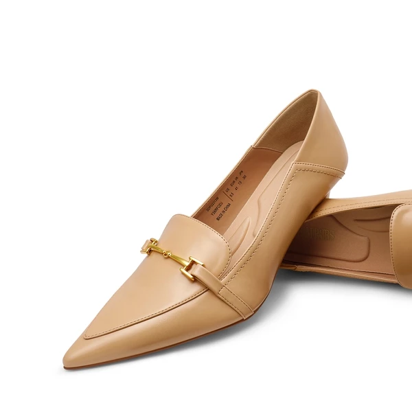 Horsebit Detail Pointed Toe Kitten Heel Pumps NUDE PU 6 Horsebit Detail Pointed Toe Kitten Heel Pumps NUDE PU - Image 4