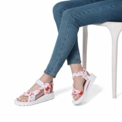 Comfortable Platform Hiking Sandals RED WHITE
